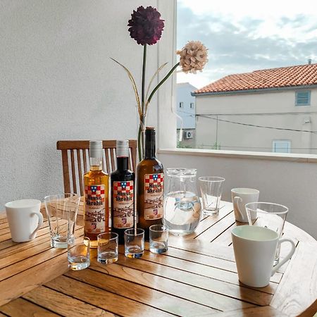 House Skrabic Lägenhet Makarska Exteriör bild